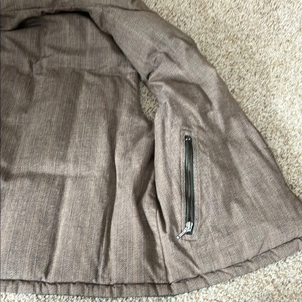 Eddie Bauer reversible Green/Brown Puffer Vest - men’s L Excellent condition - Picture 4 of 8